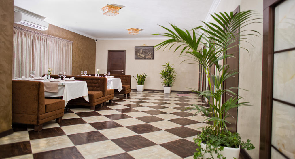 Grand Sport Hotel Brovary Exterior photo